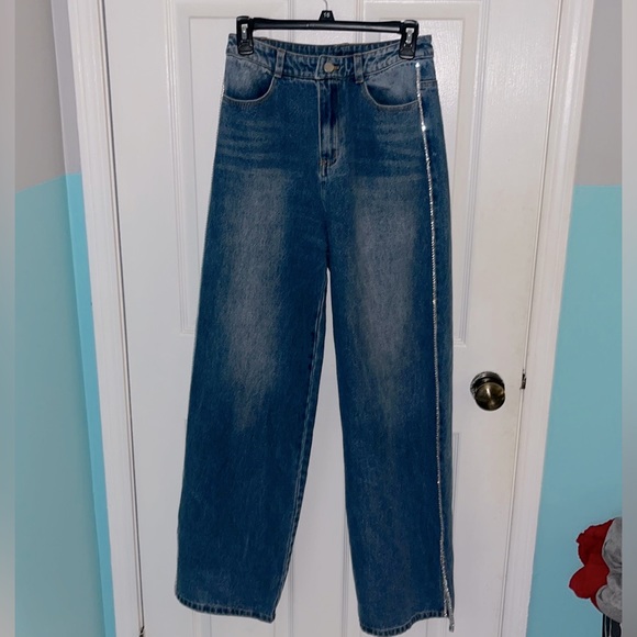 Le Lis Denim - LE LIS Couture Side Split Rhinestone Jeans